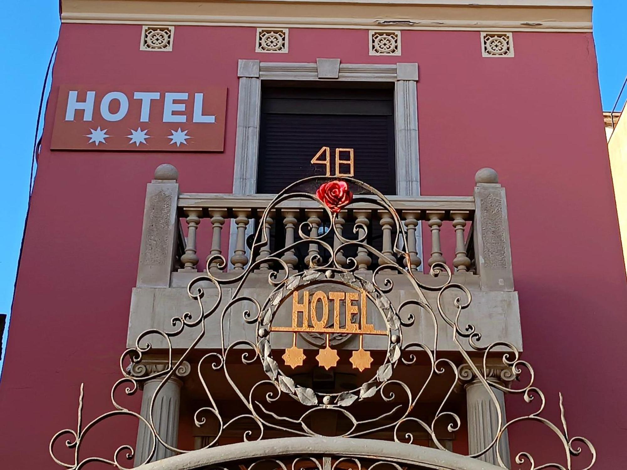 Hotel Llar De Capitans El El Masnou Esterno foto