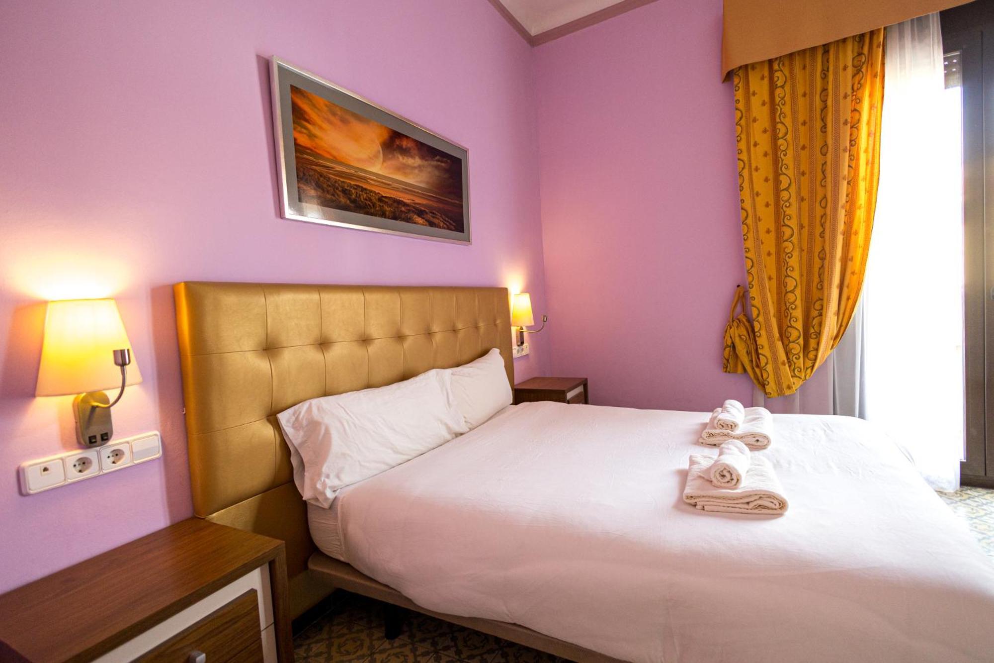 Hotel Llar De Capitans El El Masnou Esterno foto